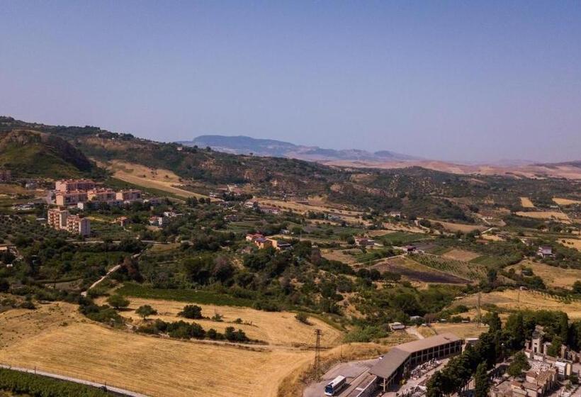 مبيت وإفطار Corleone Guesthouse