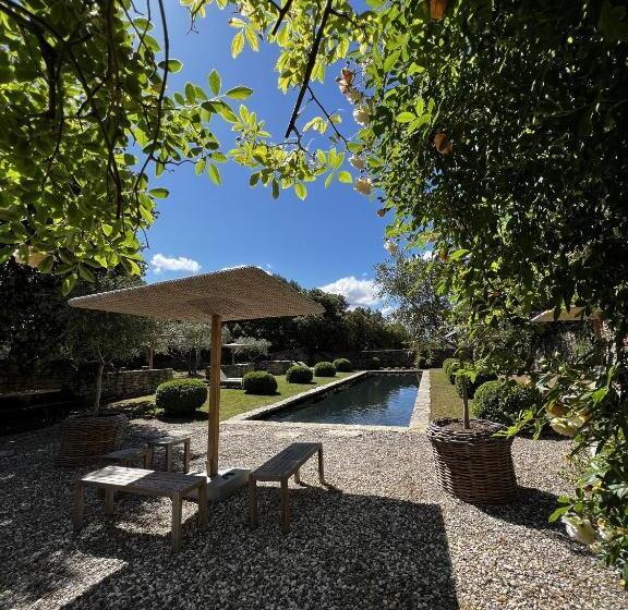 צימר Le Mas De Béthel