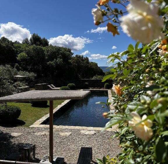 צימר Le Mas De Béthel