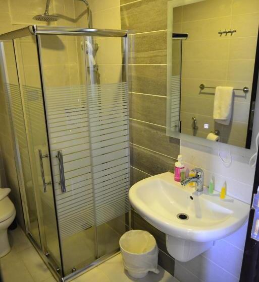 تختخواب و صبحانه Moses Residence