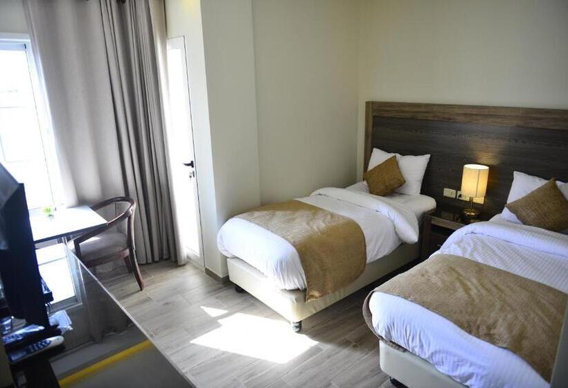 تختخواب و صبحانه Moses Residence