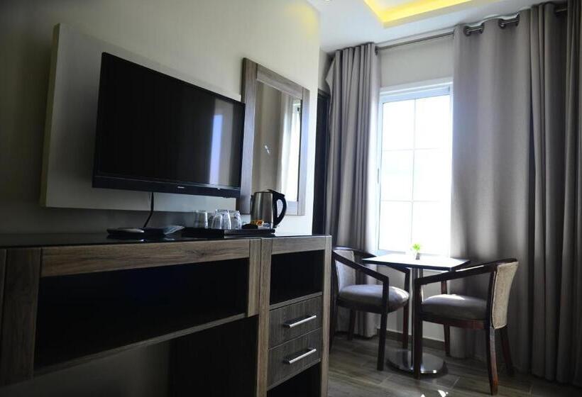 تختخواب و صبحانه Moses Residence