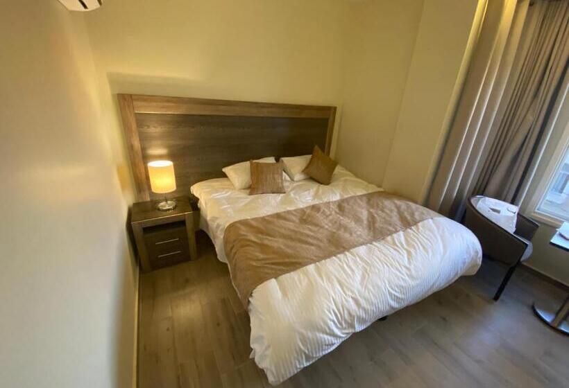 تختخواب و صبحانه Moses Residence