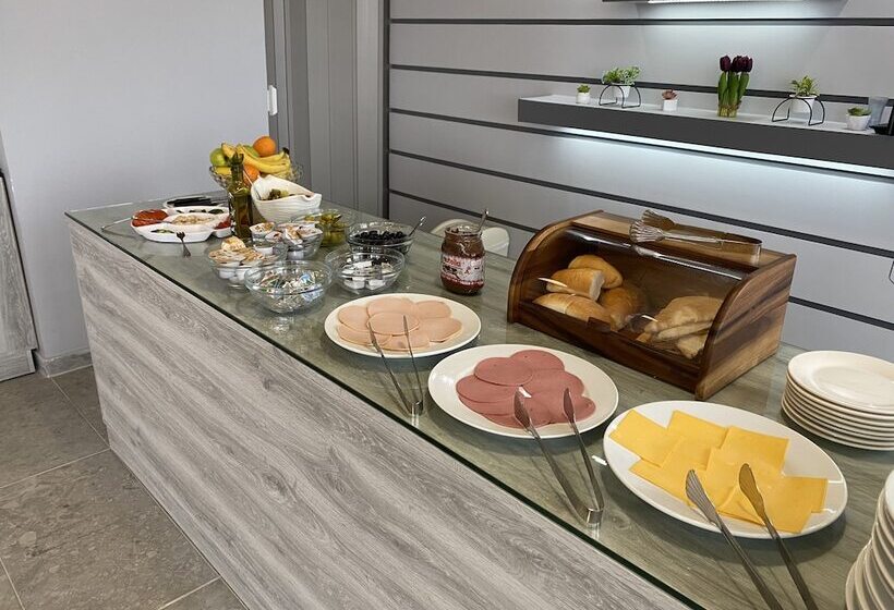 تختخواب و صبحانه Moses Residence