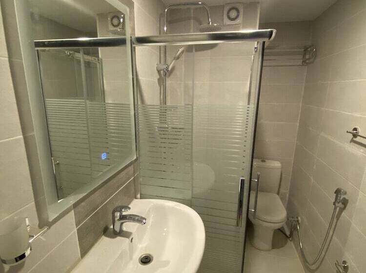 تختخواب و صبحانه Moses Residence