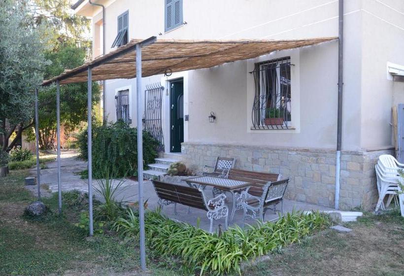 Calicantus Bed And Breakfast
