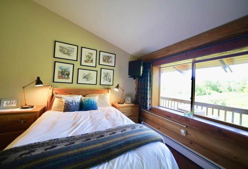 Flat Fish Lodge B&b And Event Center