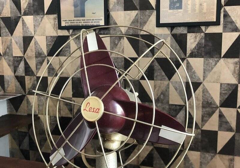 H Hostel Friendly Accommodation