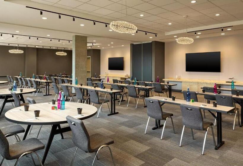 Отель Aloft Trophy Club Westlake