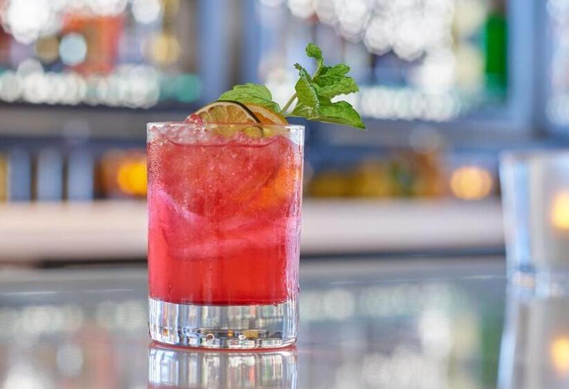 Отель Aloft Trophy Club Westlake