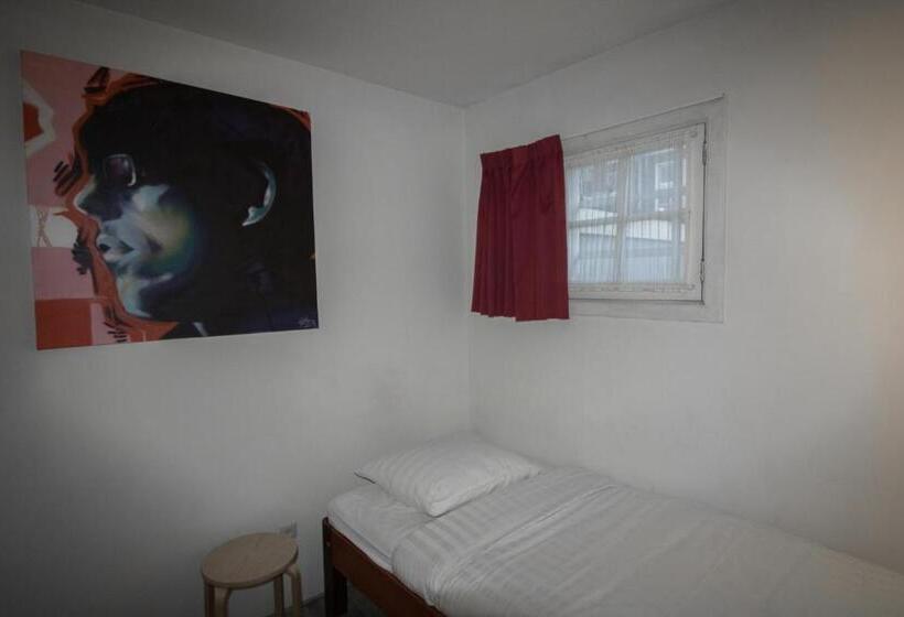 هتل & Bar Royal Taste Amsterdam