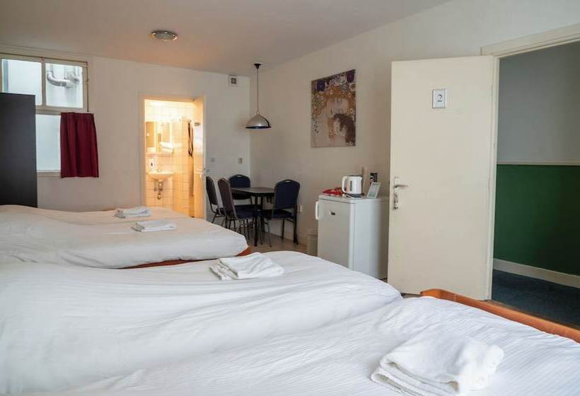 هتل & Bar Royal Taste Amsterdam