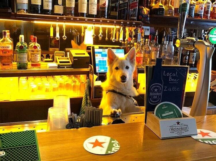 هتل & Bar Royal Taste Amsterdam