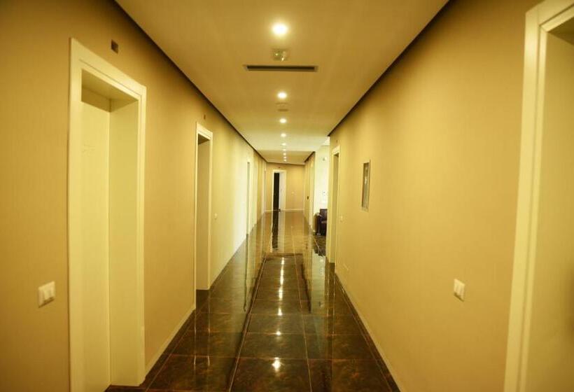 בית מלון כפרי Fjortes Palace