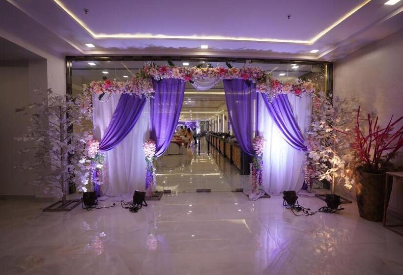 酒店 Idhayan Palace