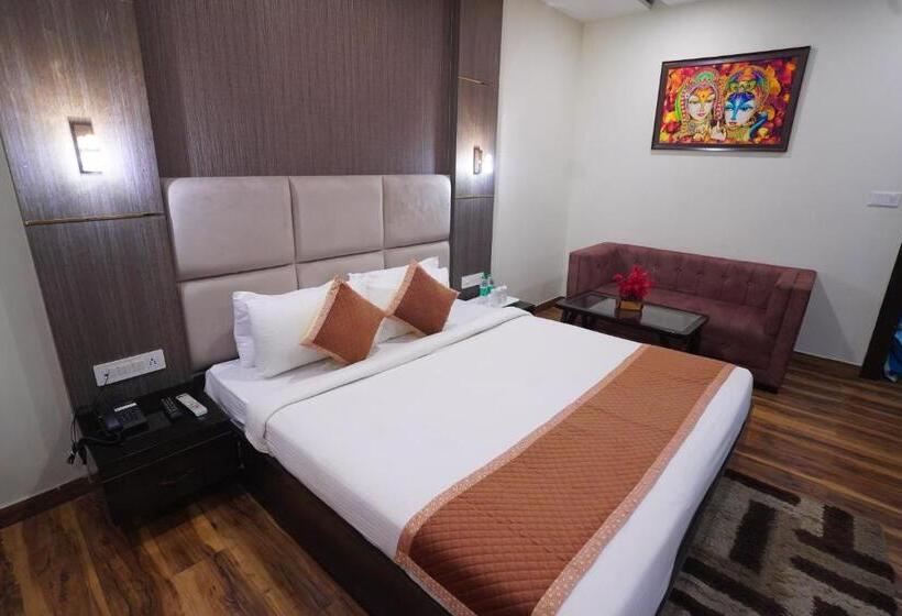 酒店 Idhayan Palace