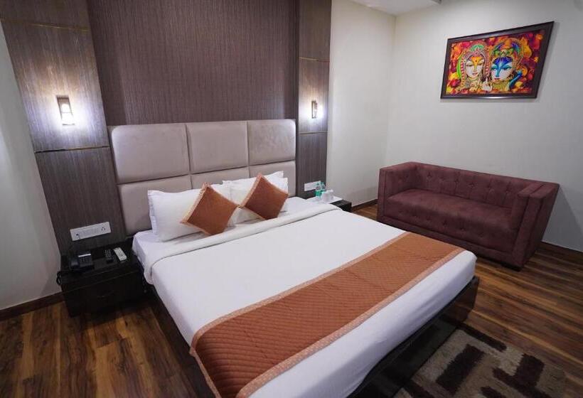 酒店 Idhayan Palace