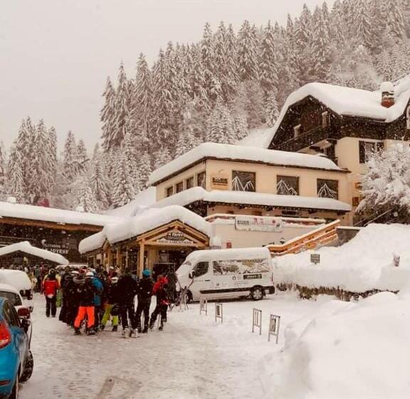 בית מלון כפרי Le Rookie Mountain