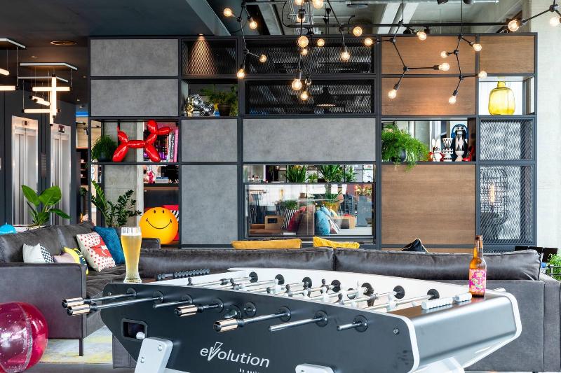 فندق Moxy Utrecht