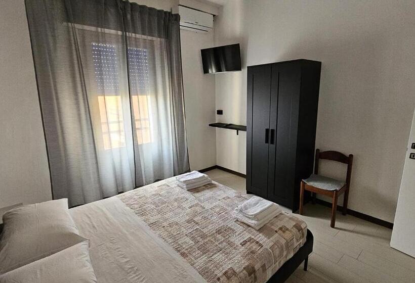 ホテル Paper Moon