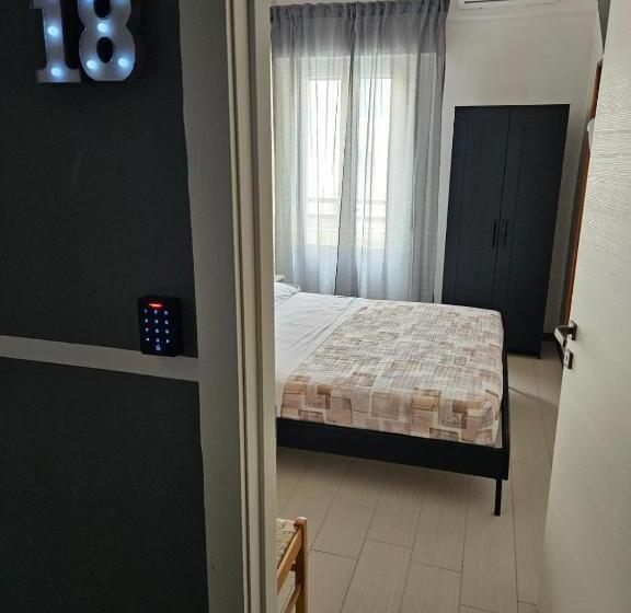 ホテル Paper Moon