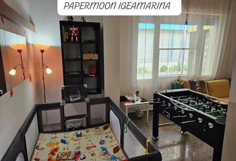 ホテル Paper Moon