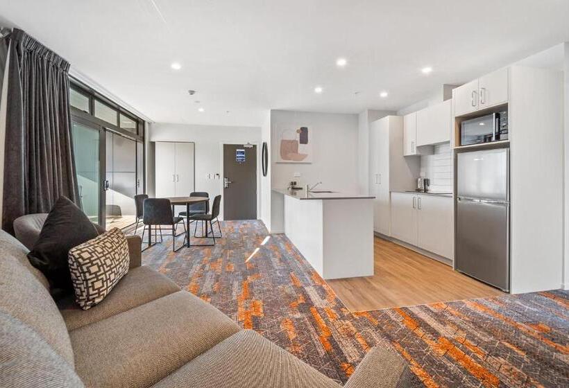 호텔 Ramada By Wyndham Newmarket Auckland