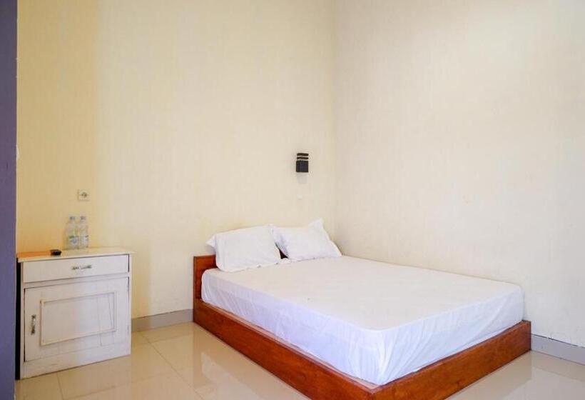 فندق Reddoorz Near Candi Cetho Karanganyar