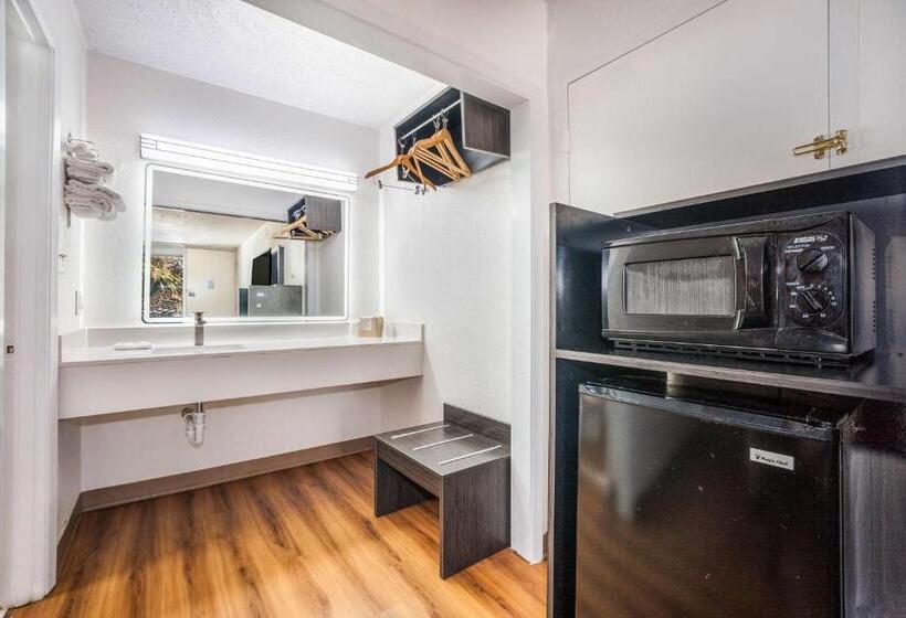 Отель Studio 6 Florence, Sc