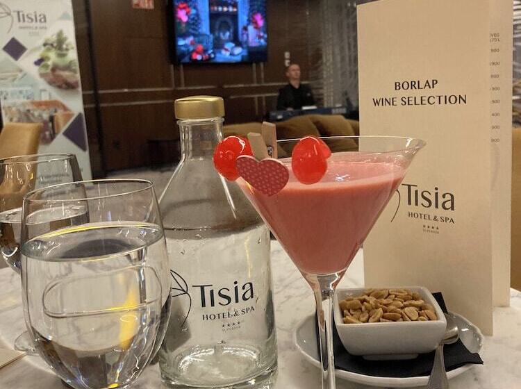 Tisia Hotel & Spa