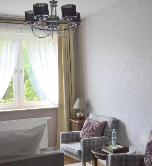 هتل Willa Sepia Spa