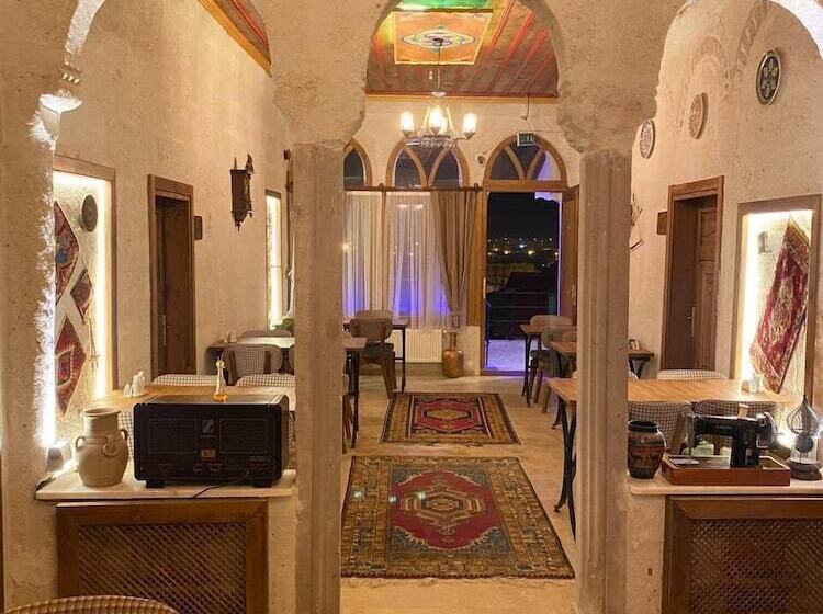 호텔 Zuwinasa House