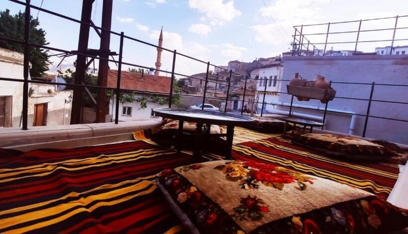 호텔 Zuwinasa House