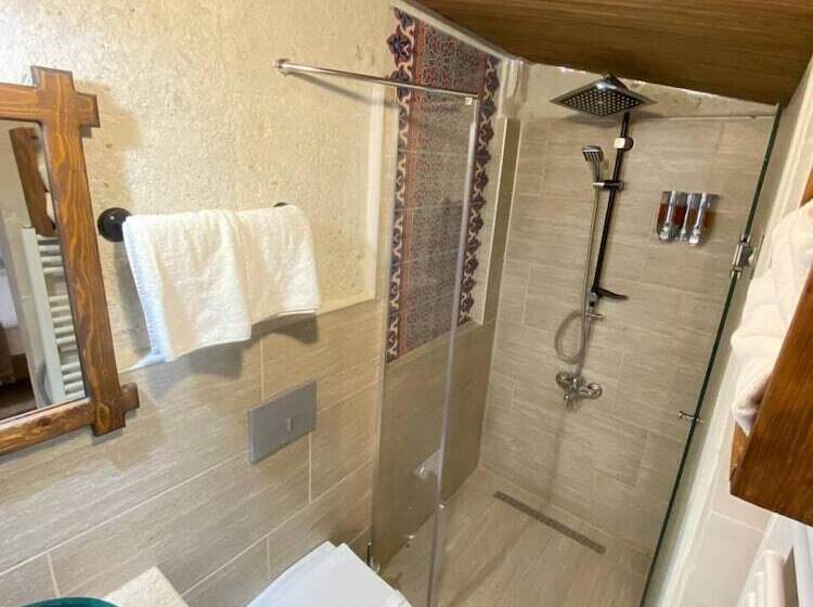 호텔 Zuwinasa House