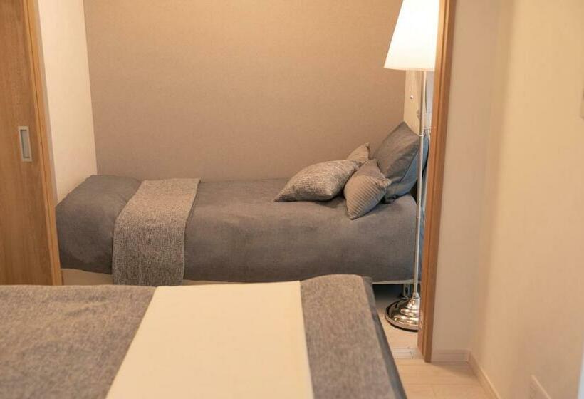 Osaka Sunshlne Tower23