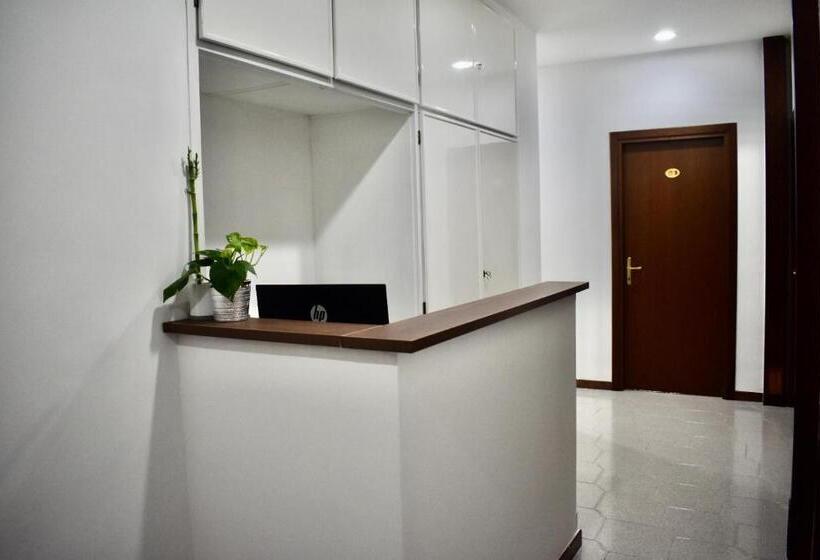 פנסיון Affittacamere Dianir