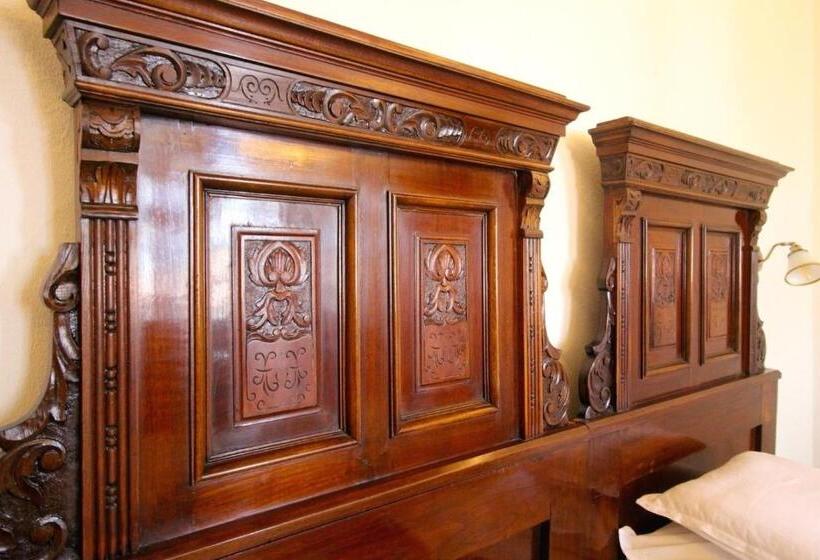 بنسيون Antik Vendégház