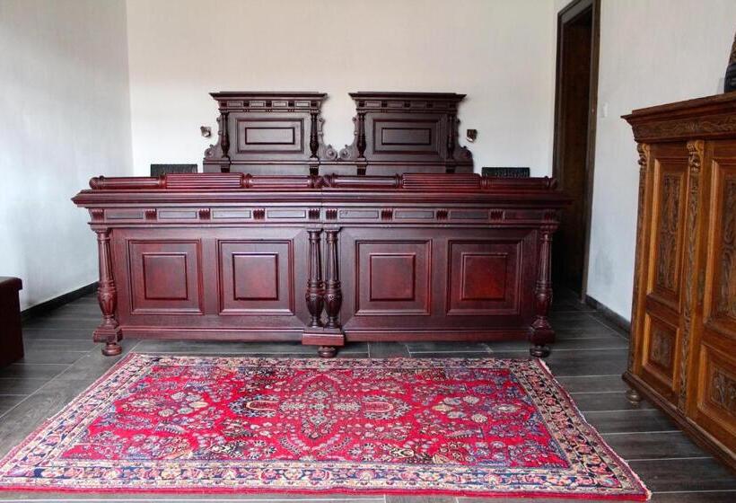 بنسيون Antik Vendégház