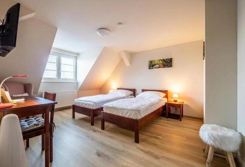 بنسيون Apartment Jinghu