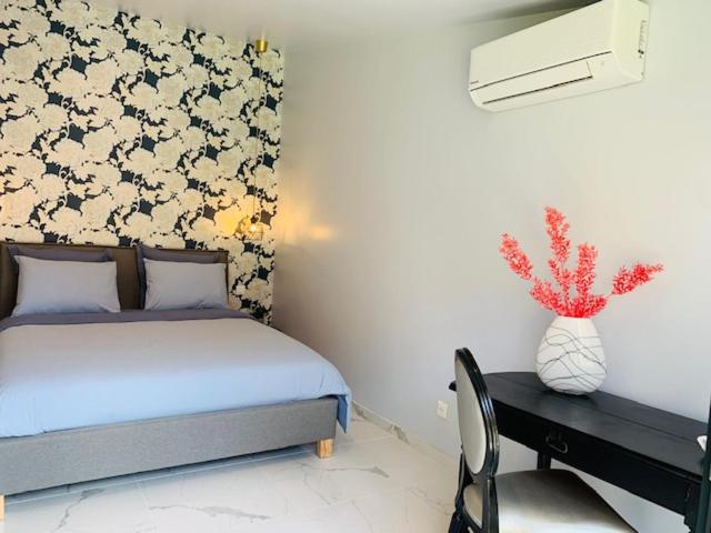 پانسیون Domaine Miltat Chambre L Encre Bleue