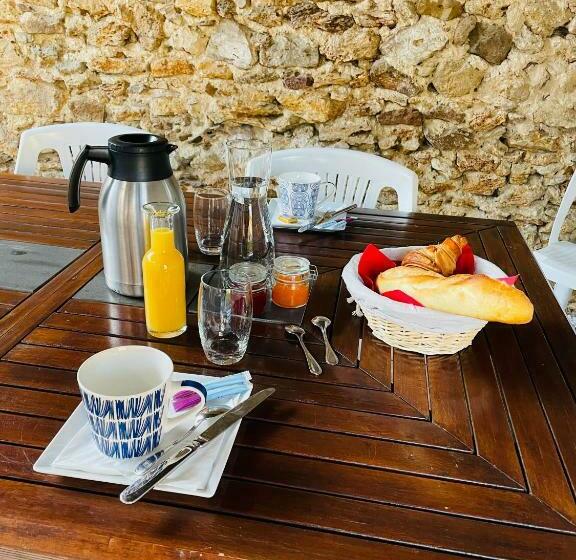 펜션 Domaine Miltat Chambre L Encre Bleue