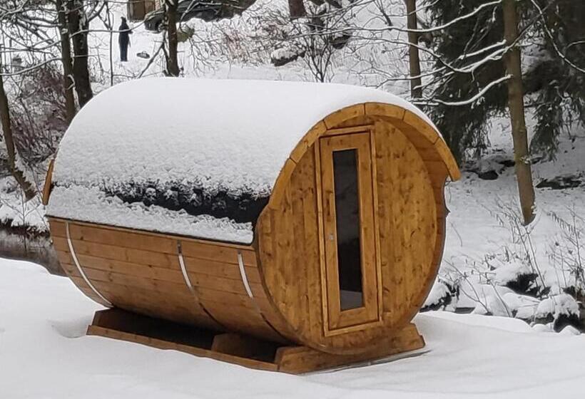 پانسیون Horský Penzion U Splavu