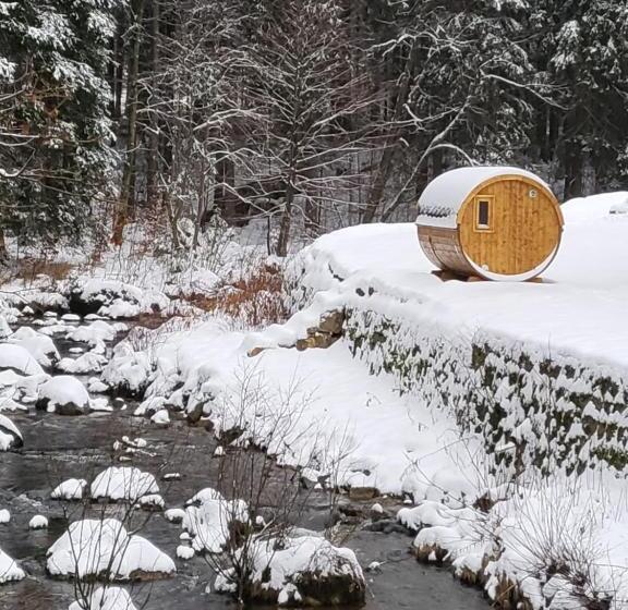 پانسیون Horský Penzion U Splavu