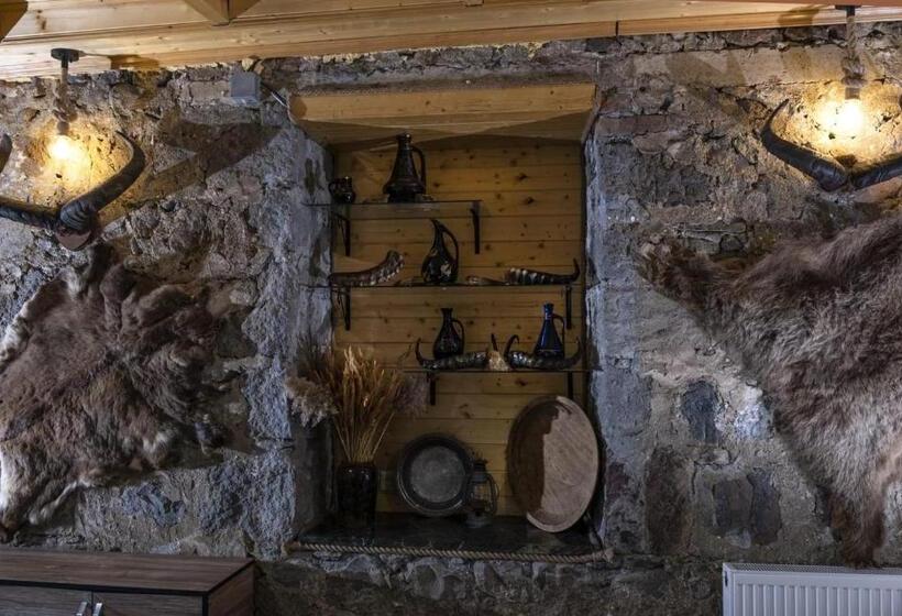 پانسیون House 54