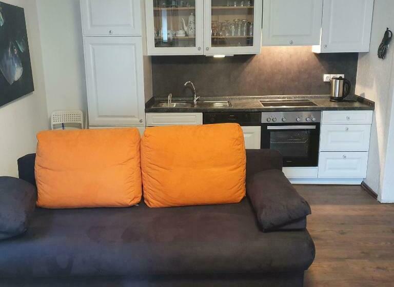 پانسیون Nicerooms Aachen