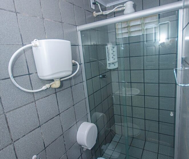 بنسيون Pousada Morro Tropical