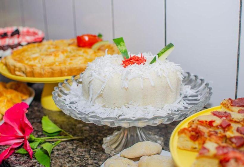 بنسيون Pousada Morro Tropical