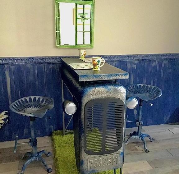 Пансион Room In Holiday House Village Life Holmfirth