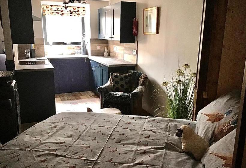 Пансион Room In Holiday House Village Life Holmfirth