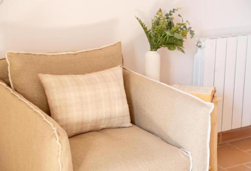 Курорт Nits De Bosc